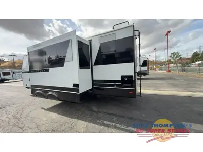 2026 Brinkley Model I photo 7
