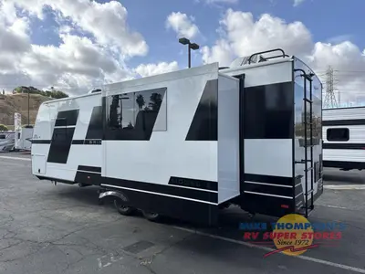 2026 Brinkley Model I photo 13