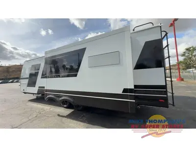 2026 Brinkley Model I photo 5