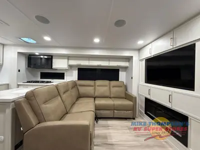 2026 Brinkley Model I photo 18