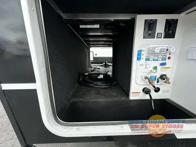 2025 Brinkley Model Z Air photo 11