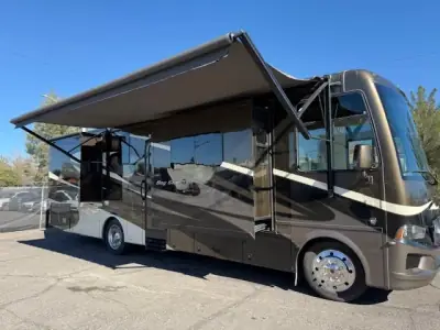 Used 2018 Newmar Bay Star 3403