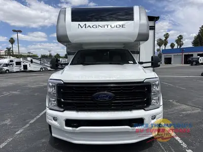 2026 Thor Motor Coach Magnitude GRAND photo 10