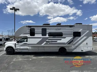 2026 Thor Motor Coach Magnitude GRAND photo 12
