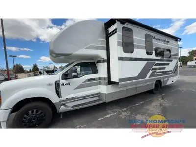 2026 Thor Motor Coach Magnitude GRAND photo 3