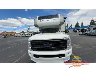 2026 Thor Motor Coach Magnitude GRAND photo 2