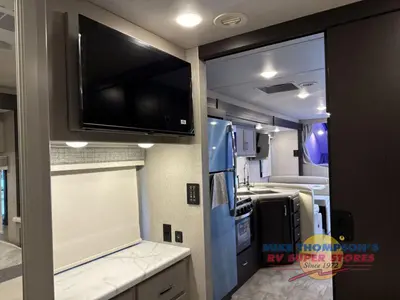 2026 Thor Motor Coach Magnitude GRAND photo 40