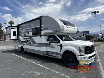 2026 Thor Motor Coach Magnitude GRAND photo 9
