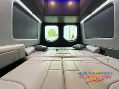 2027 Grech RV Vacanza-ion 22 AWD photo 28