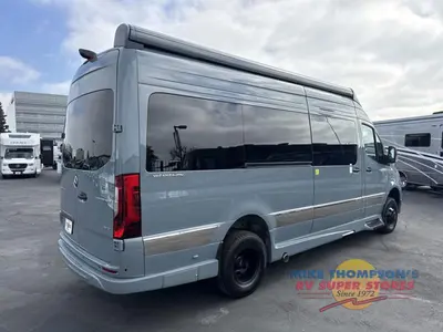 2027 Grech RV Vacanza-ion 22 AWD photo 15