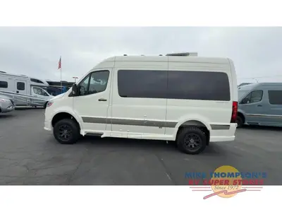 2027 Grech RV Turismo-ion AWD photo 5