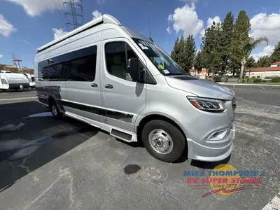 2021 Grech RV Strada photo 4