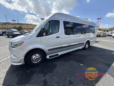 2021 Grech RV Strada photo 2