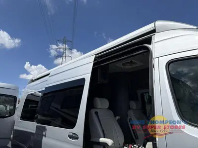 2021 Grech RV Strada photo 18