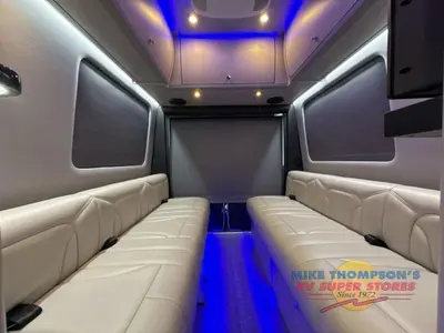 2025 Grech RV Terreno-ion AWD photo 26
