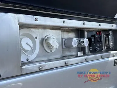2025 Grech RV Terreno-ion AWD photo 32