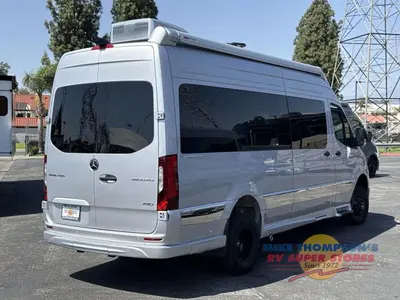 2025 Grech RV Terreno-ion AWD photo 15