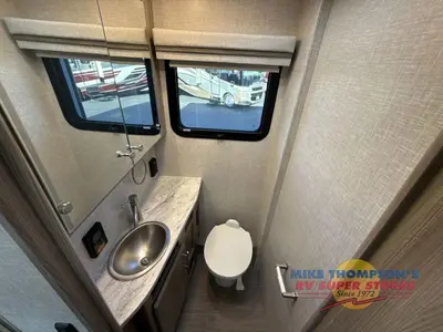 2024 Thor Motor Coach Vegas photo 33