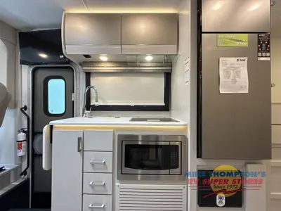 2026 Thor Motor Coach Vegas photo 27