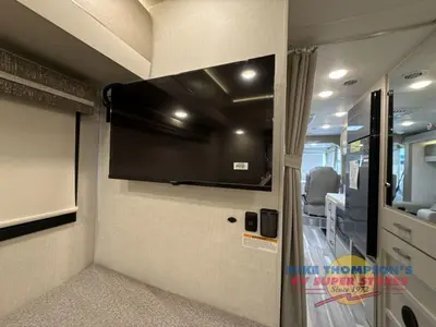 2026 Thor Motor Coach Vegas photo 34