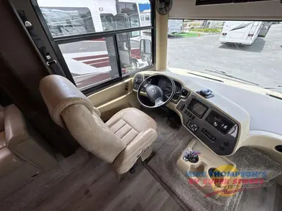 2016 Tiffin Motorhomes Allegro photo 27