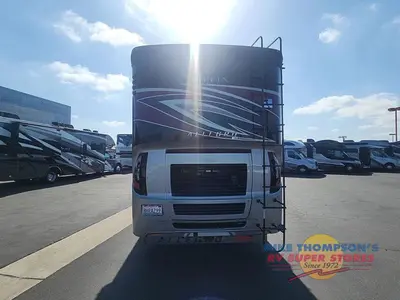 2018 Tiffin Motorhomes Allegro RED photo 7