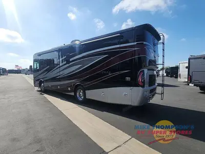 2018 Tiffin Motorhomes Allegro RED photo 10
