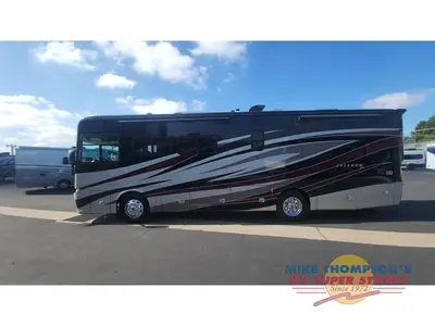 2018 Tiffin Motorhomes Allegro RED photo 11