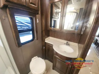 2018 Tiffin Motorhomes Allegro RED photo 47
