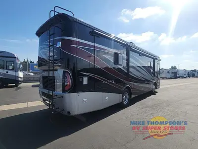 2018 Tiffin Motorhomes Allegro RED photo 6