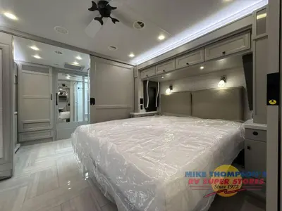 2026 Tiffin Motorhomes Phaeton photo 37