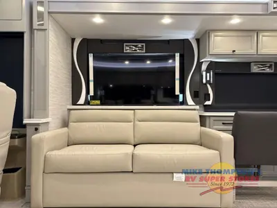 2026 Tiffin Motorhomes Phaeton photo 25