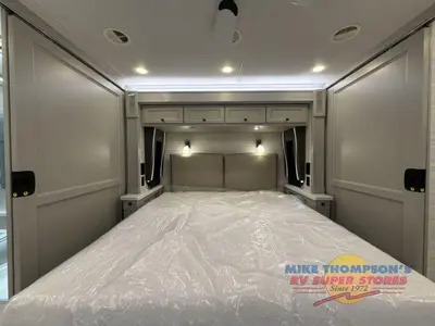 2026 Tiffin Motorhomes Phaeton photo 38