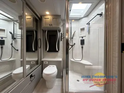 2026 Tiffin Motorhomes Phaeton photo 45