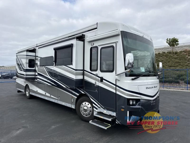 2026 Newmar Dutch Star exterior