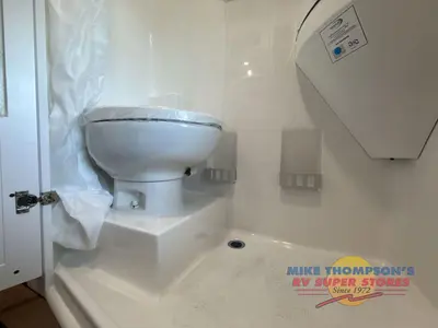 2026 Coachmen RV Beyond photo 32