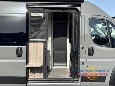2026 Thor Motor Coach Sequence Sport photo 17