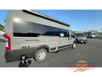 2026 Thor Motor Coach Sequence Sport photo 8