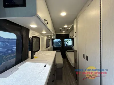 2026 Thor Motor Coach Sequence Sport photo 21