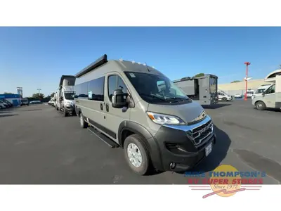2026 Thor Motor Coach Sequence Sport photo 2