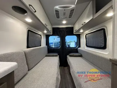 2026 Thor Motor Coach Sequence Sport photo 26
