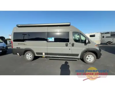 2026 Thor Motor Coach Sequence Sport photo 9