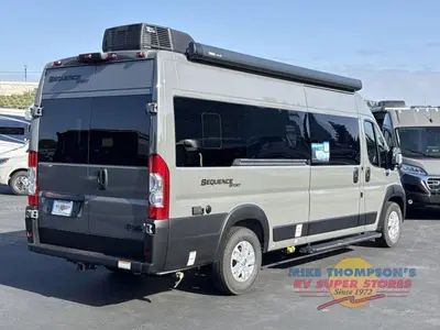 2026 Thor Motor Coach Sequence Sport photo 15