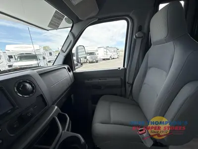 2026 Forest River RV Sunseeker LE photo 18