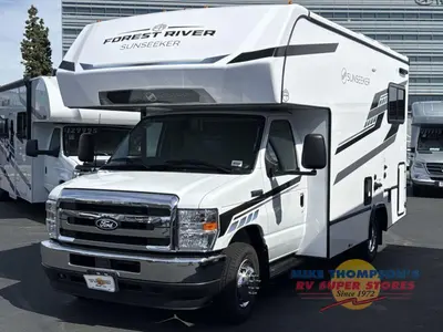2026 Forest River RV Sunseeker LE photo 4