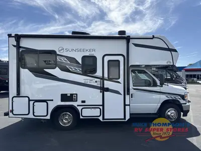 2026 Forest River RV Sunseeker LE photo 15