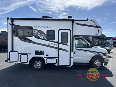2026 Forest River RV Sunseeker LE photo 9