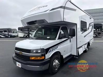 2026 Forest River RV Sunseeker LE photo 4