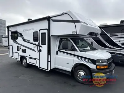 2026 Forest River RV Sunseeker LE photo 2