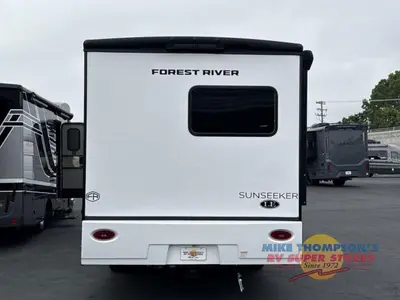 2026 Forest River RV Sunseeker LE photo 14
